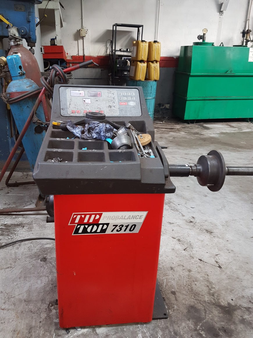 17025 Rema Tiptop Balanceermachine D7310-image